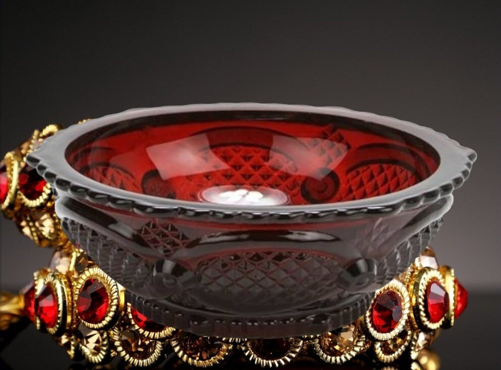 Avon Ruby Red - The 1886 Cape Cod Collection - Glass Serving Bowl; Centennial Edition (Retired) ~ 8.75" - Timeless Treasures Emporium1
