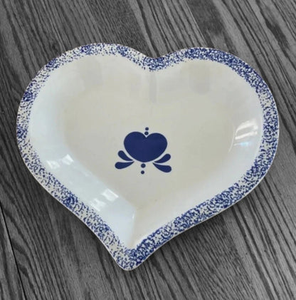 Cookin' The American Way Blue Sponge Country Heart Shaped Glazed Ceramic Stoneware Baking Dish Unbranded, Excellent Used Condition ~ 12.5" - Timeless Treasures Emporium1