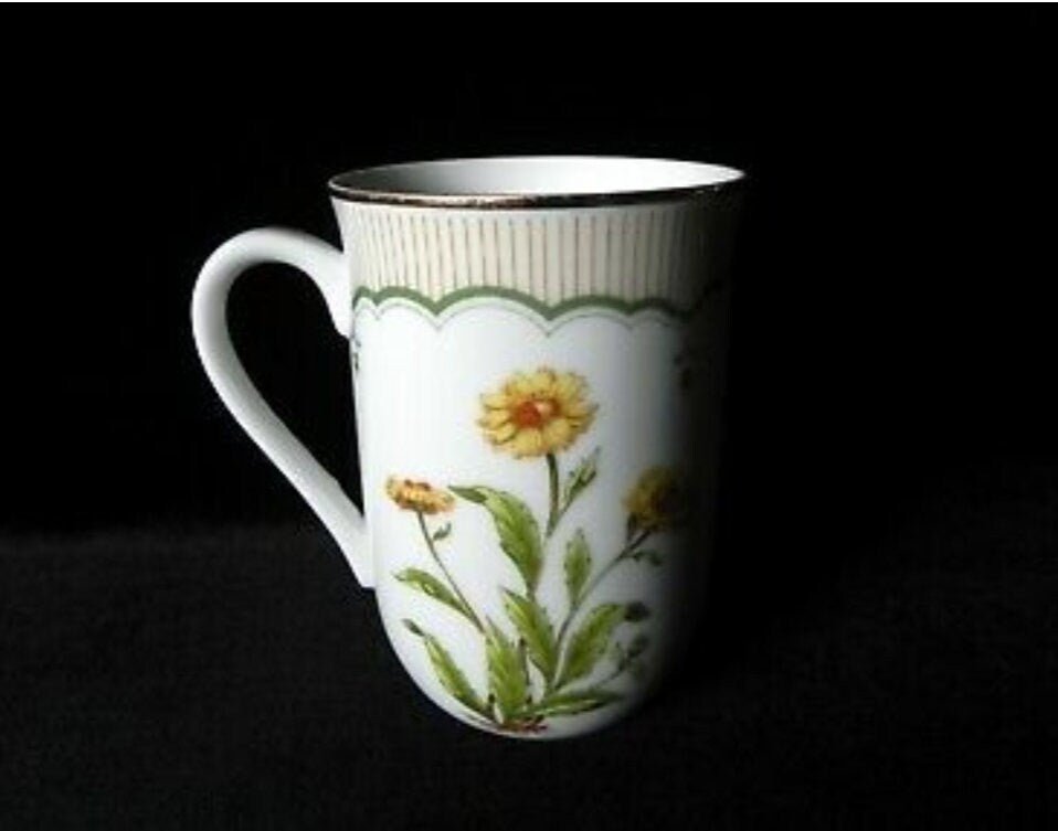 Corn Marigold Botanical 4" Cups (4) by Georges Briard Victorian Gardens - Timeless Treasures Emporium1