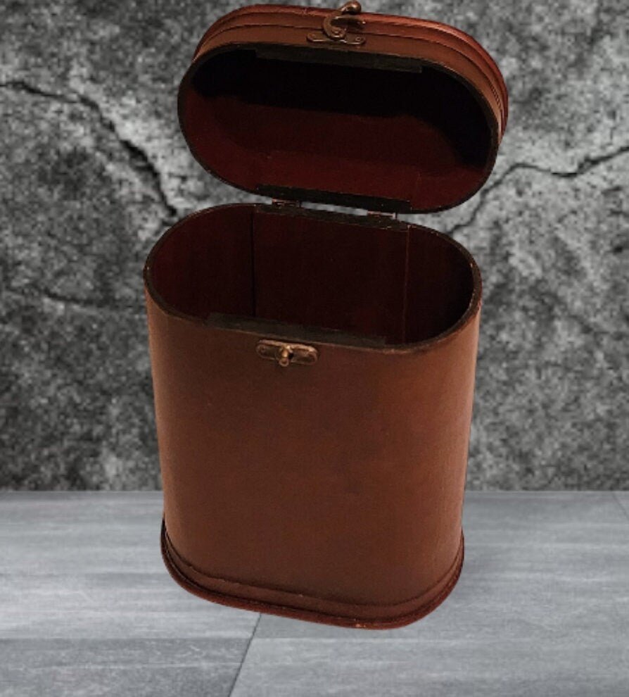 Decorative Distressed Old World Faux Leather & Oval Storage Double Carrier Wine Box  for Two Bottles - Timeless Treasures Emporium1