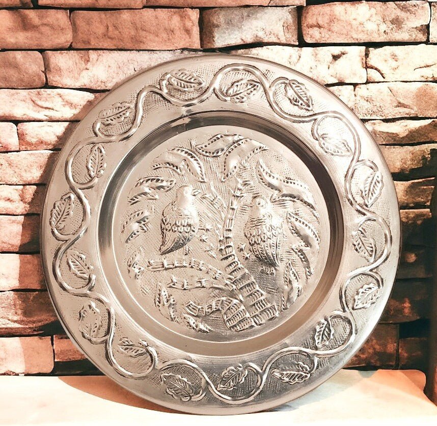 DECORATIVE Embossed Pewter Wall Hanging Vintage COLLECTOR Tin Game PLATTER ~ 18" Diameter - Timeless Treasures Emporium1