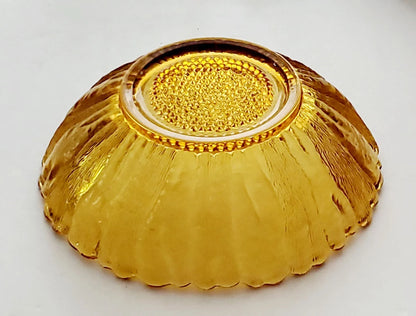 Vintage Anchor Hocking Serving  SUNFLOWER Design Serving BOWL 10"