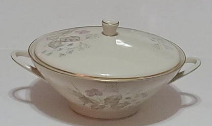 Vintage Rosenthal COVERED SERVING BOWL Pariser Fruhling Bettina Vegetable Serving Bowl with Lid 9" - Timeless Treasures  Emporium1