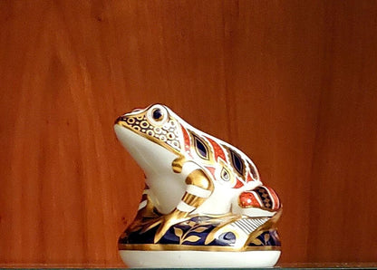 Exquisite Royal Crown Derby Frog Paperweight / Figurine - Timeless Treasures  Emporium1