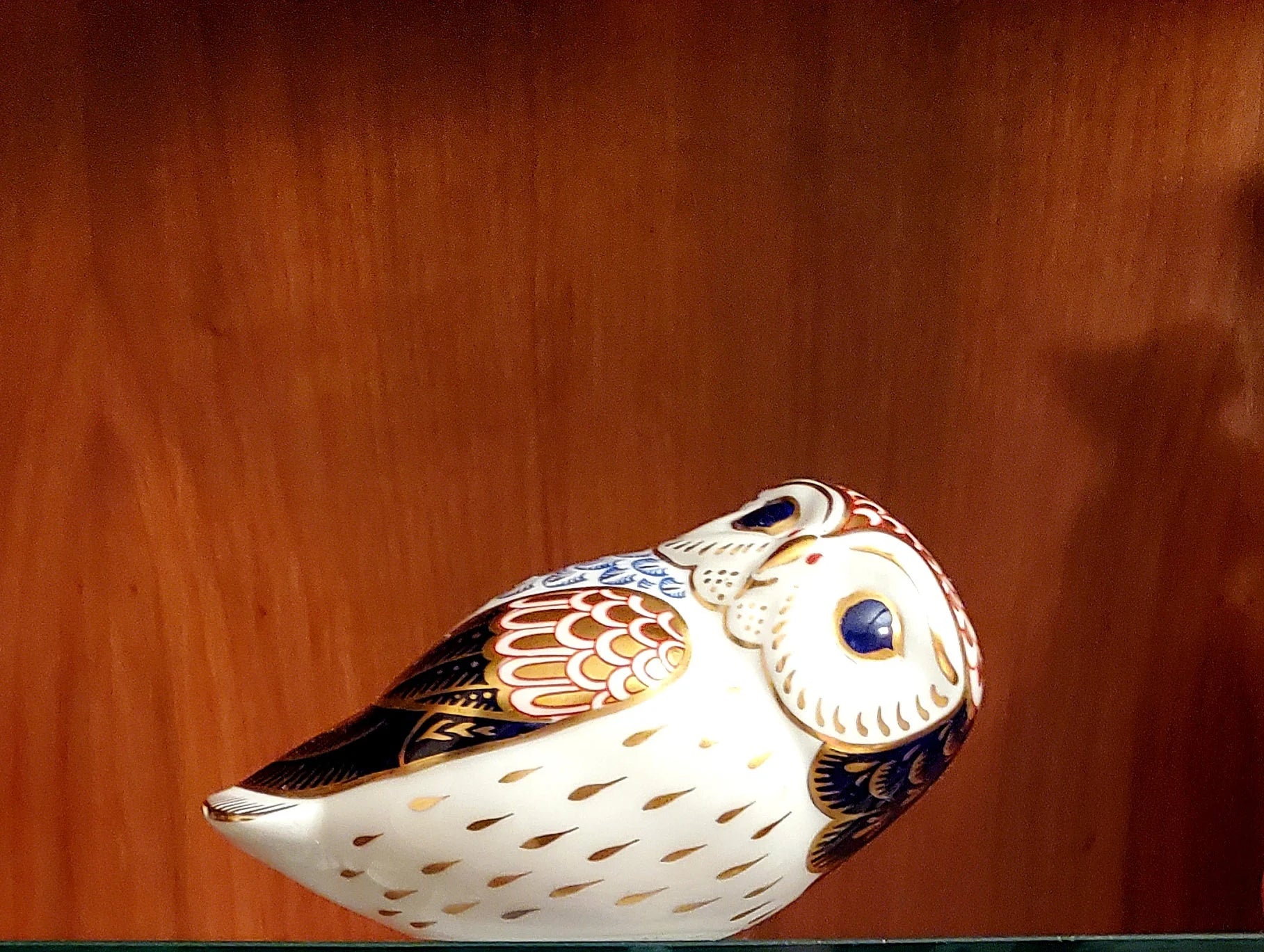 Exquisite Royal Crown Derby Imari Reclining Owl Paperweight / Figurine with Gold Seal Stopper - Timeless Treasures  Emporium1