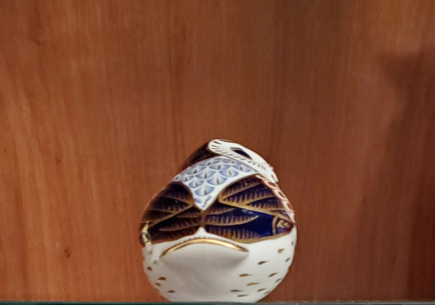 Exquisite Royal Crown Derby Imari Reclining Owl Paperweight / Figurine with Gold Seal Stopper - Timeless Treasures  Emporium1