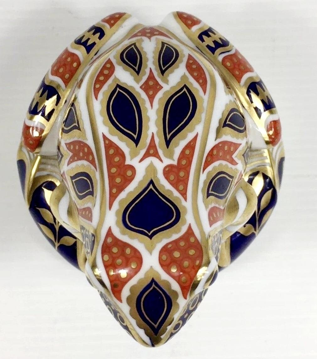 Exquisite Royal Crown Derby Frog Paperweight / Figurine - Timeless Treasures  Emporium1