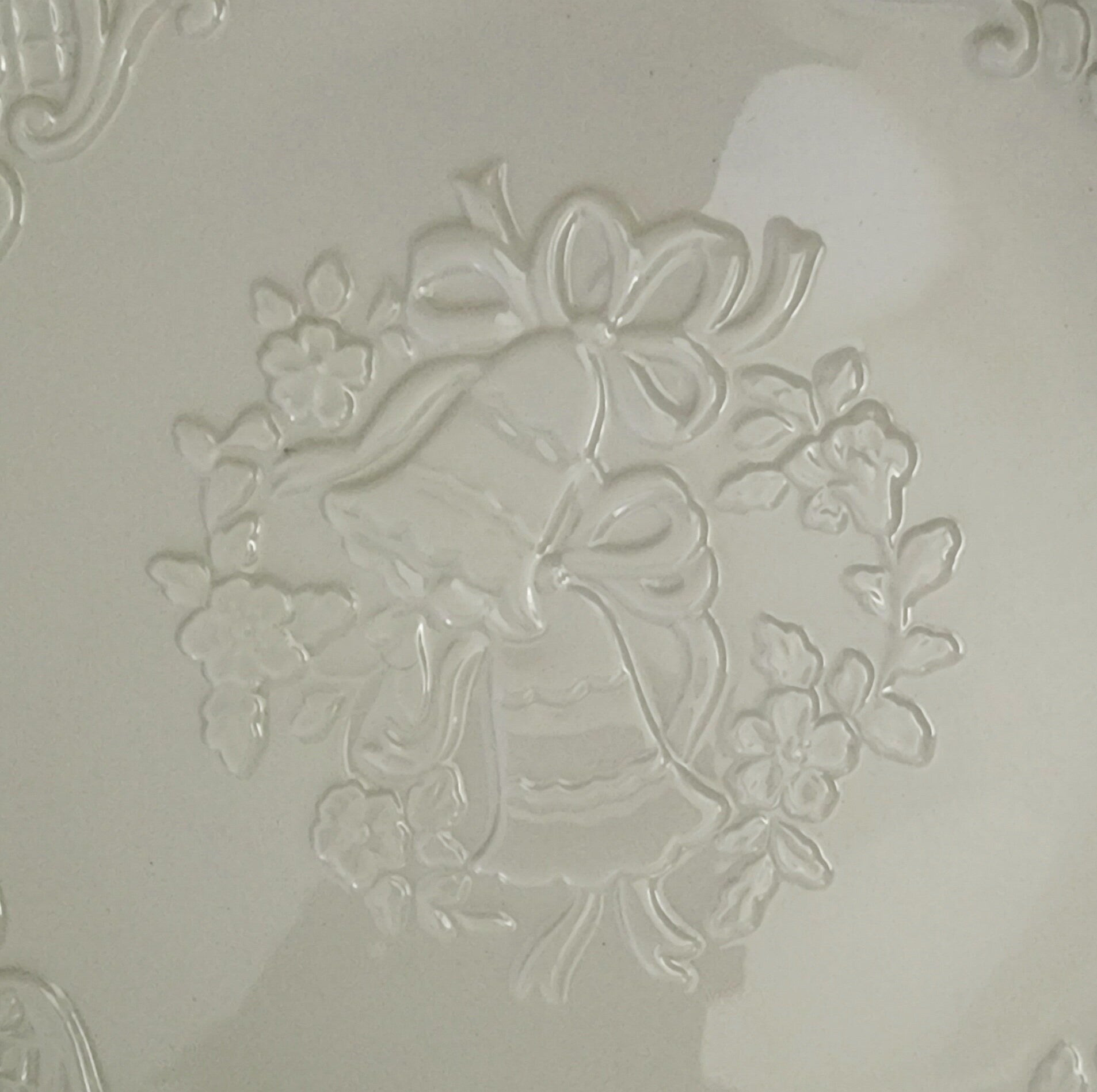 Lenox China Wedding Promises Marriage Embossed Round Cream Plate/Platter 12.5"D w/Gold Trim - Timeless Treasures  Emporium1