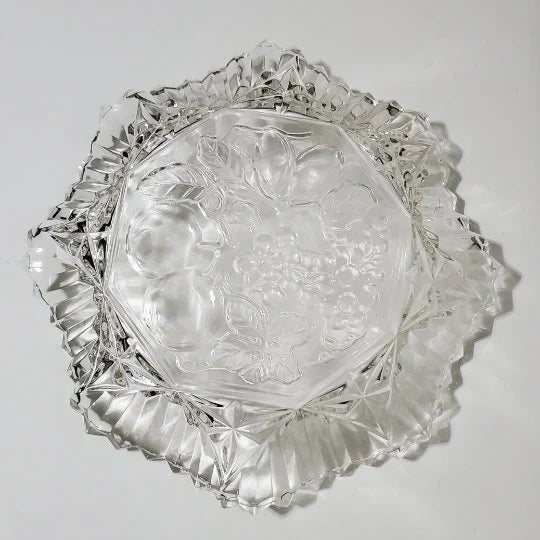 Federal Pioneer Pattern Georgian Clear Pressed Depression Glass Bowl Fruit/Grape Embossed Center Crimped Edges Rim Large Soup Bowl ~ 10.5" - Timeless Treasures  Emporium1