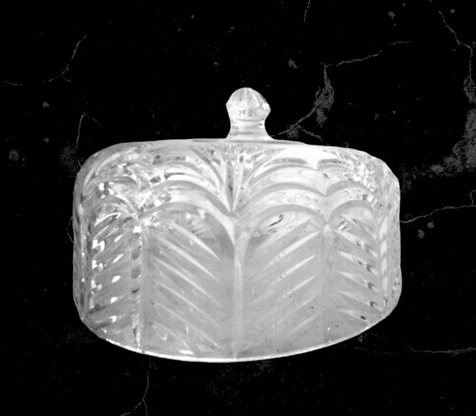 Reversible Domed Fifth Avenue Four in One Crystal Clear Wellington Plate Stand (Uses Chip & Dip Tray) Punch Bowl