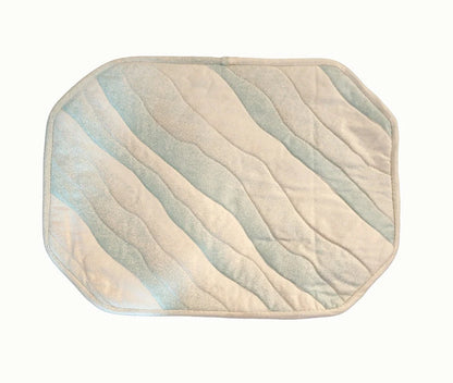 Quilted Handmade Quilted Spray Paint Design Teal Blue Reversible Multicolored Cloth Fabric Dining Table Placemats ~ Set of 4