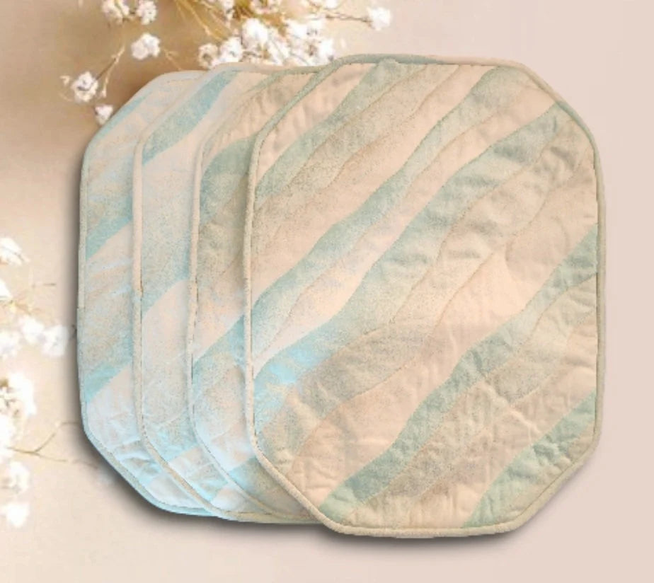 Quilted Handmade Quilted Spray Paint Design Teal Blue Reversible Multicolored Cloth Fabric Dining Table Placemats ~ Set of 4
