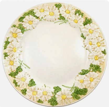 Vintage Mid-Century Hand-Painted Sculped Metlox-Poppytrail Daisy USA Round Dinner Plate ~ 10.5" - Timeless Treasures  Emporium1